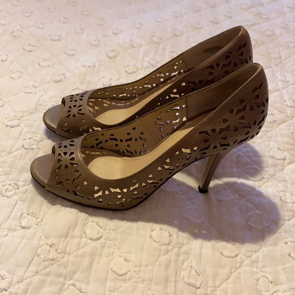 Peep toe cut out heels